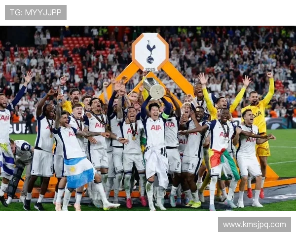 孙兴慜：欧联杯冠军+热刺队长带领球队首冠的荣耀谢幕