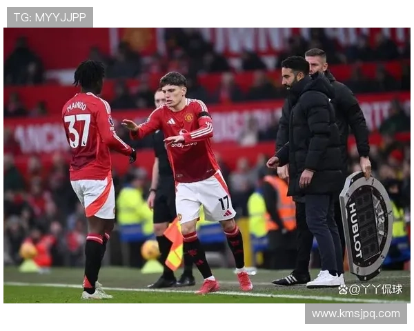 曼联战术困局持续,重建曙光能否扭转沉沦趋势? 曼联战术困局持续,重建曙光能否扭转沉沦趋势?